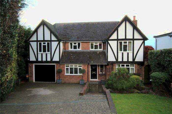 4 Bedroom Detached House To Rent In Gilpins Ride, Berkhamsted, Hertfordshire, HP4