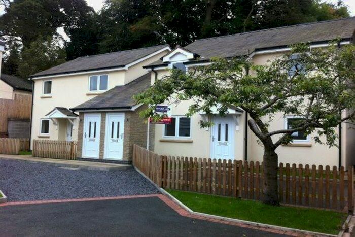 1 Bedroom Flat To Rent In Mill Court, Ruthin, LL15