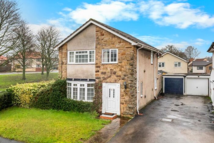 4 Bedroom Detached House For Sale In Deep Ghyll Walk, Ripon, North Yorkshire, HG4