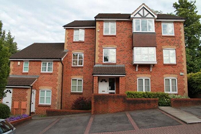 1 Bedroom Apartment To Rent In Rosamund Close, South Croydon, Surrey, CR2
