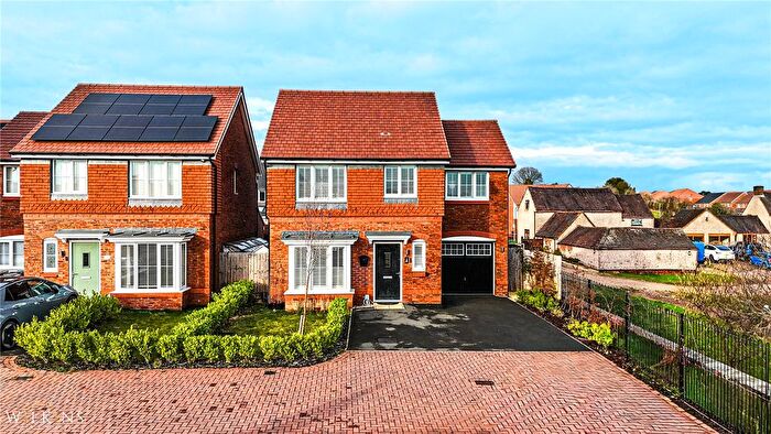 4 Bedroom Detached House For Sale In Nubian Way, Nuneaton, Warwickshire, CV10