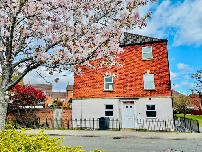 4 Bedroom Semi-Detached House To Rent In Collingwood Road, Monyhull Grange, Birmingham, B30