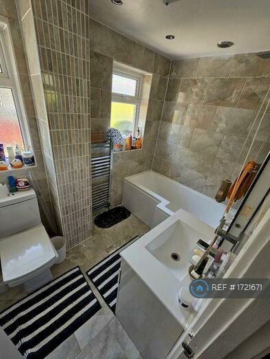 3 Bedroom End Of Terrace House To Rent In Calfridus Way, Bracknell, RG12