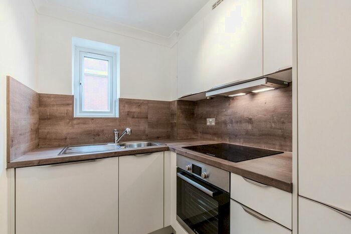 1 Bedroom Flat To Rent In Lattimore Road, St.Albans, AL1