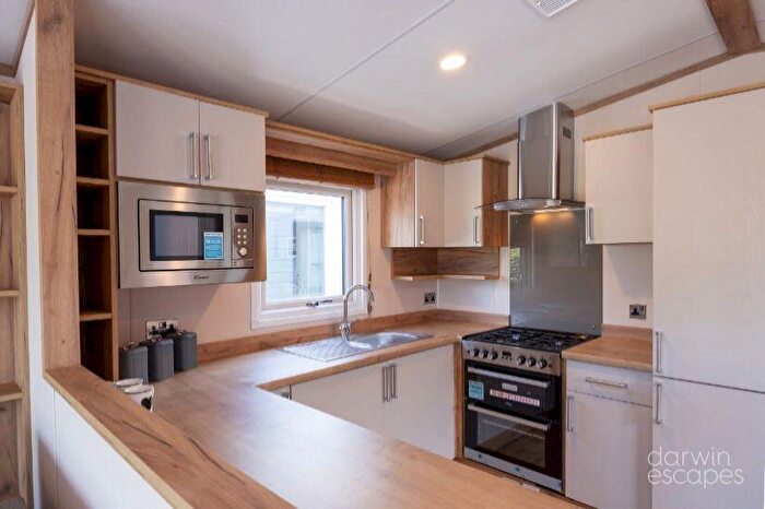 2 Bedroom Caravan For Sale In Regal Hemsworth (), New Pines Holiday Park, Dyserth Rd, Rhyl, Denbighshire, LL18
