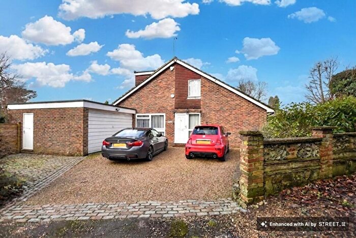 3 Bedroom Detached House For Sale In Ermyn Way, Leatherhead, KT22