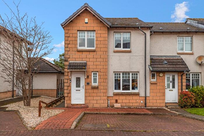 3 Bedroom End Of Terrace House For Sale In High Mair, Renfrew, Renfrewshire, PA4