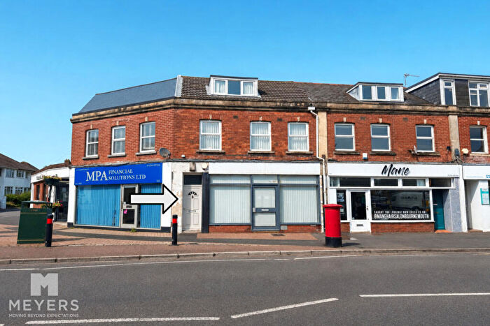 2 Bedroom Maisonette For Sale In Tuckton Road, Bournemouth, BH6