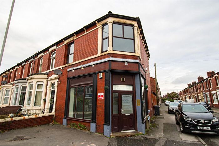 1 Bedroom Flat To Rent In Lark Avenue, Penwortham, Preston, PR1