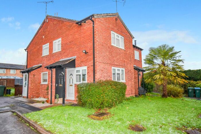 1 Bedroom Town House To Rent In Kilburn Drive, Coventry, West Midlands, CV5