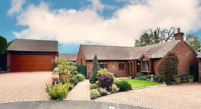 3 Bedroom Detached Bungalow For Sale In Keating Gardens, Four Oaks, Sutton Coldfield, B75