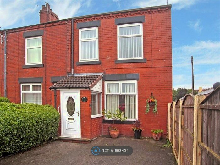 2 Bedroom Terraced House To Rent In Hilton Fold Lane, Middleton, Manchester, M24