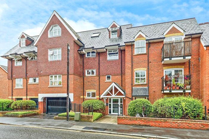2 Bedroom Apartment To Rent In Prospect Court, Guildford, GU1