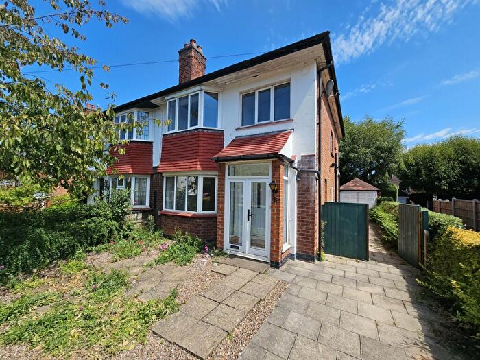 3 Bedroom Semi-Detached House To Rent In Burnside Road, West Bridgford, Nottingham, Nottinghamshire, NG2