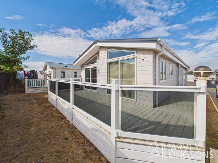 2 Bedroom Lodge For Sale In Carr Road, Felixstowe, IP11
