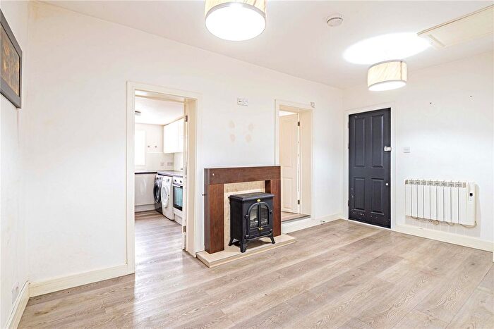 1 Bedroom Flat To Rent In London Road, Hemel Hempstead, Hertfordshire, HP3