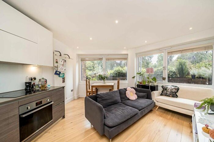 1 Bedroom Flat To Rent In Molesworth Street, Lewisham, SE13