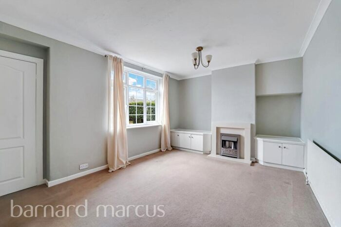 3 Bedroom Terraced House To Rent In St Benets Grove, Carshalton, SM5