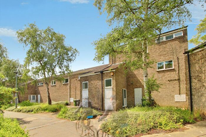 3 Bedroom Maisonette For Sale In Benland, Bretton, Peterborough, PE3