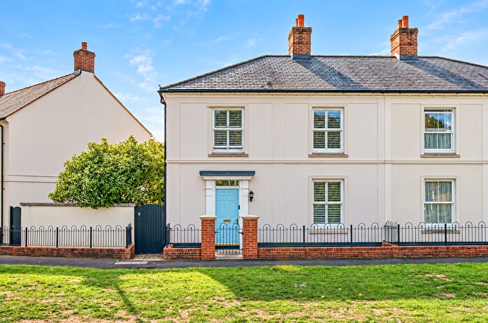 3 Bedroom Semi Detached House For Sale In Mansell Copse Walk, Exeter, EX2