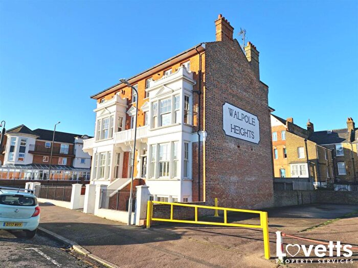 2 Bedroom Apartment To Rent In Eastern Esplanade, Margate, CT9