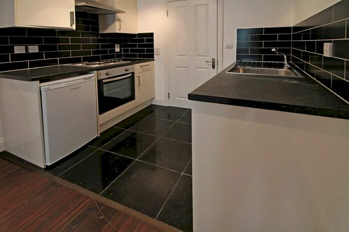 Studio To Rent In Goulton Road, London, E5