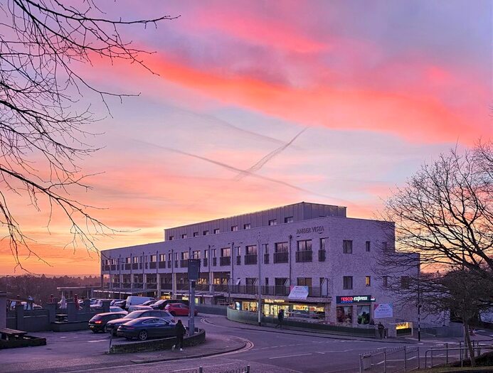 3 Bedroom Flat To Rent In Clearwater Way, Cyncoed, Cardiff, CF23