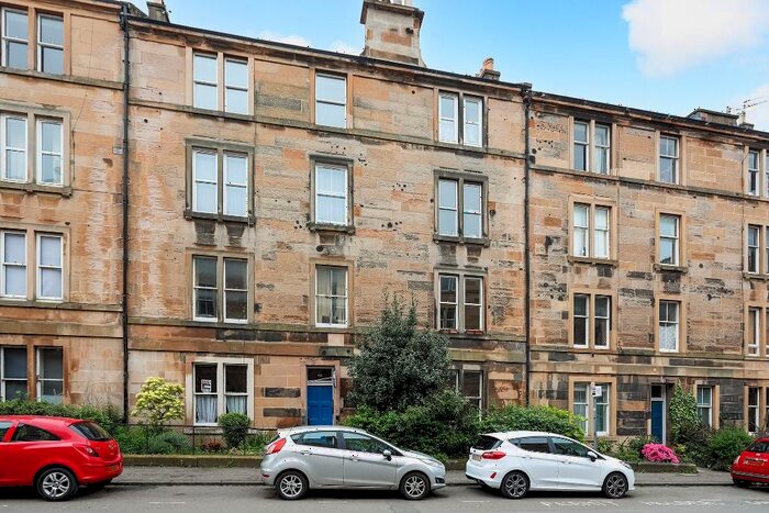 2 Bedroom Flat To Rent In Livingstone Place, Marchmont, Edinburgh, EH9