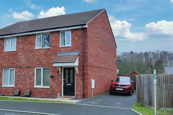 3 Bedroom Semi-Detached House For Sale In Rownhams, SO16