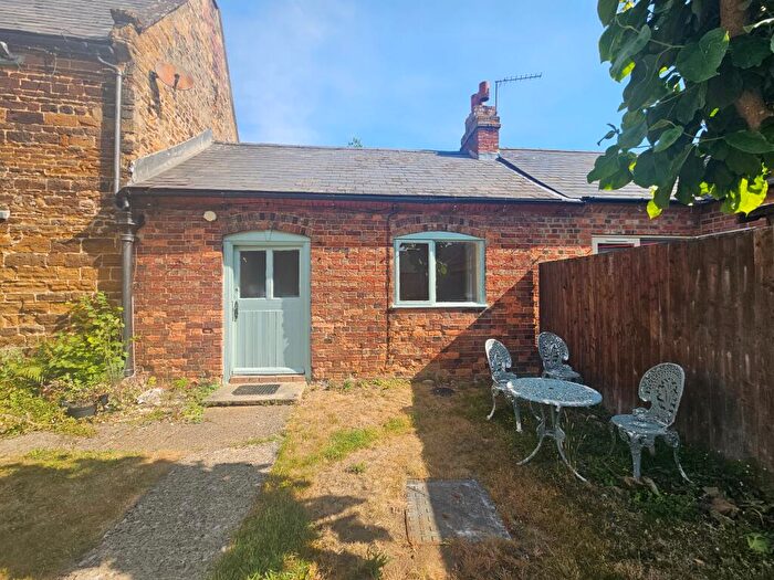 1 Bedroom Terraced House To Rent In The Green, Hardingstone, NN4
