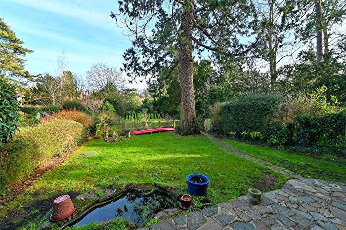 2 Bedroom Apartment To Rent In Islet Park, Maidenhead, Berkshire, SL6