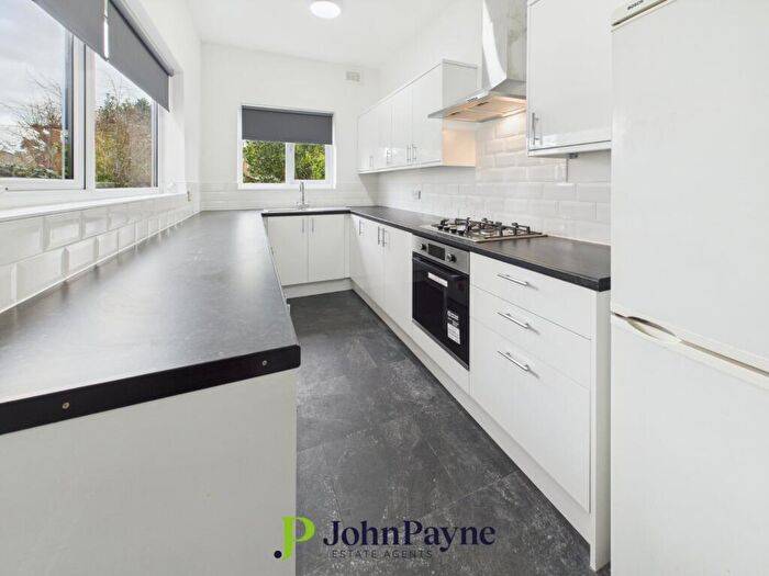 3 Bedroom Terraced House To Rent In Stanway Road, Earlsdon, Coventry, CV5