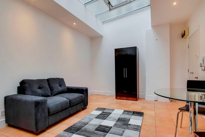 1 Bedroom Flat To Rent In Southwell Gardens, South Kensington, SW7
