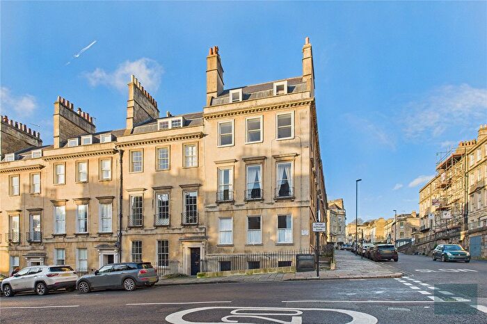 2 Bedroom Flat For Sale In Bennett Street, Bath, BA1