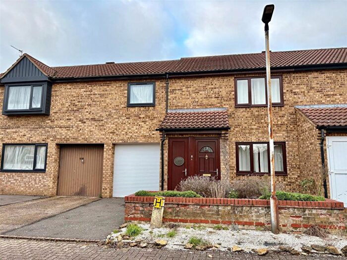 2 Bedroom Terraced House For Sale In Linnet, Orton Wistow, Peterborough, PE2