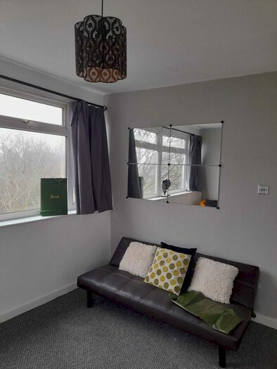 1 Bedroom Flat To Rent In Austhorpe Road, Crossgates, LS15