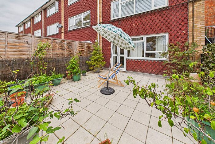 1 Bedroom Studio For Sale In Heather Way, Hemel Hempstead, HP2