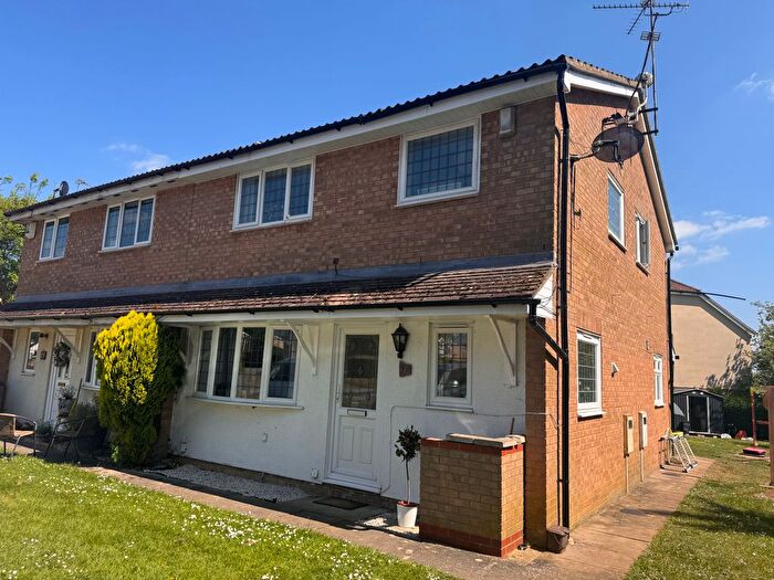 2 Bedroom Property To Rent In Sir John Pascoe Way, Northampton, NN5