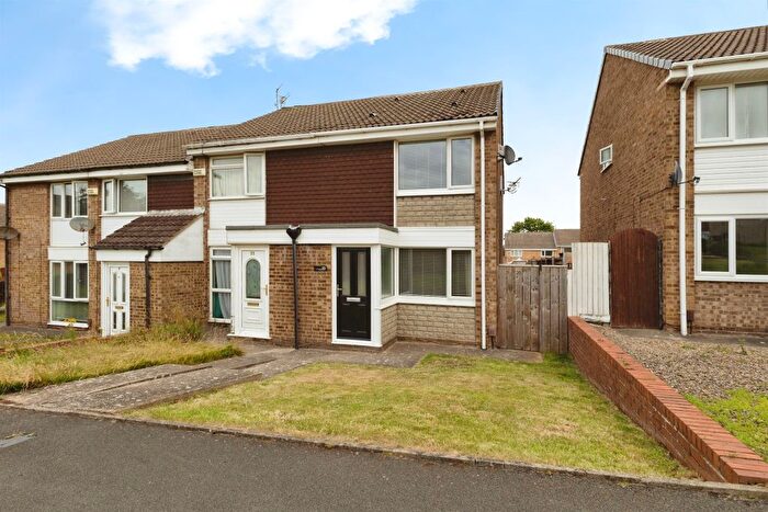 2 Bedroom End Terrace House For Sale In Brackenthwaite, Middlesbrough, TS5