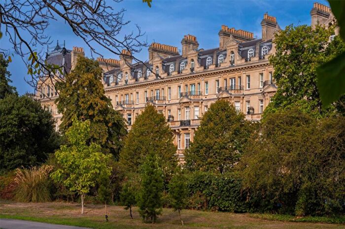 2 Bedroom Flat For Sale In Cambridge Gate, Regent's Park, London, NW1