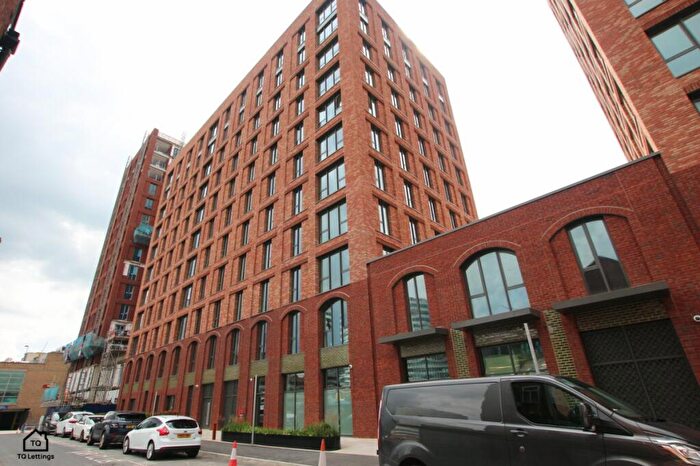 1 Bedroom Apartment To Rent In Waterhouse Gardens, Dutton Street, Manchester, M3