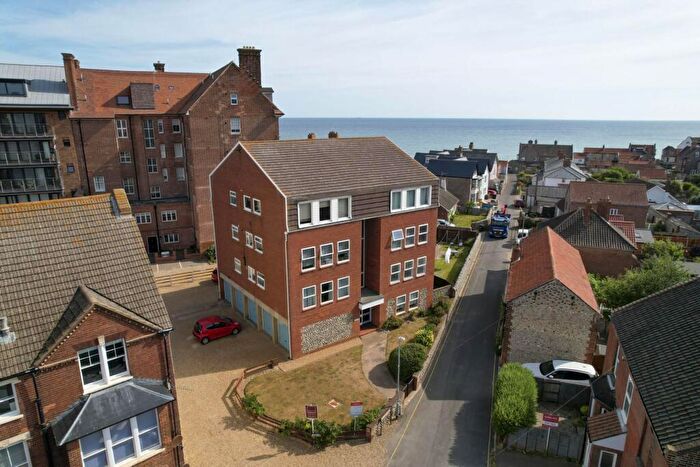 2 Bedroom Apartment For Sale In The Driftway, Sheringham, NR26