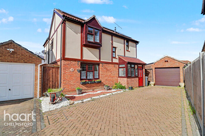 4 Bedroom Detached House For Sale In Flintwich Manor, Chelmsford, CM1