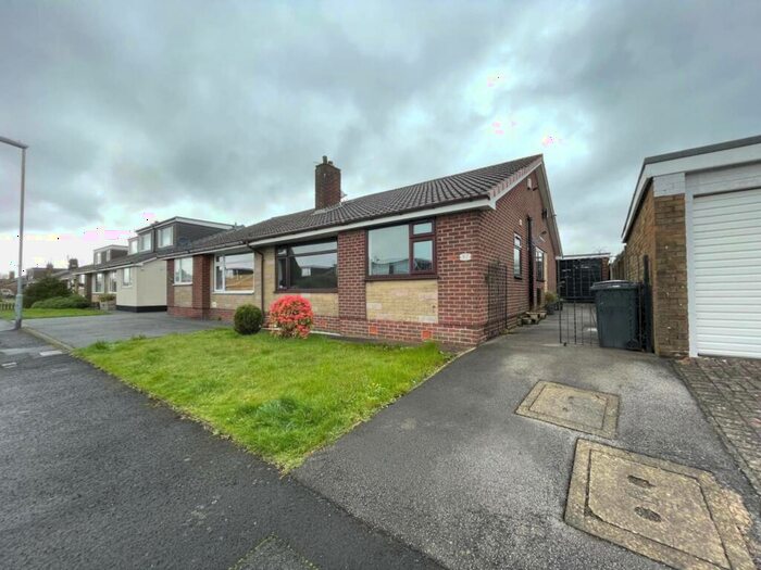 2 Bedroom Semi-Detached Bungalow To Rent In Sherwood Way, High Crompton, OL2