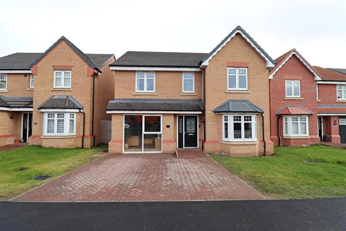 4 Bedroom Detached House For Sale In Cross Grove, Pocklington, York, YO42