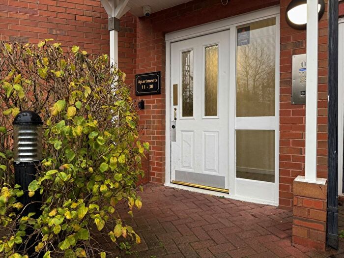 1 Bedroom Flat To Rent In Century Court, Riverside, CF11