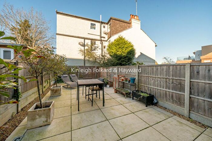 1 Bedroom Flat For Sale In Pembroke Road, Muswell Hill, N10