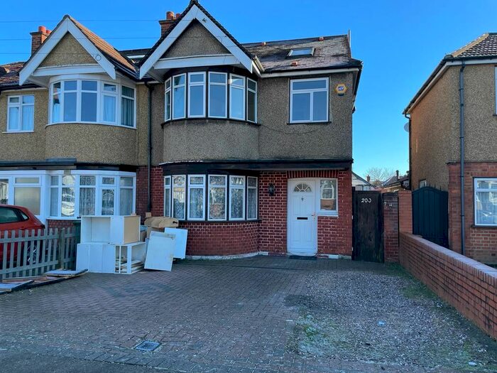 4 Bedroom Terraced House To Rent In Torbay Road, Harrow, Greater London, HA2