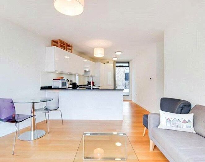 2 Bedroom Apartment To Rent In Lisson Grove, Marylebone, NW1