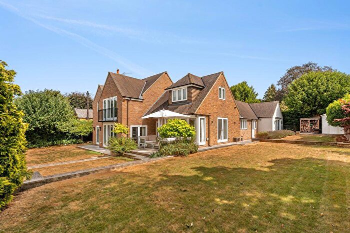 4 Bedroom Detached House For Sale In Tryad House, High Street, Adderbury, OX17